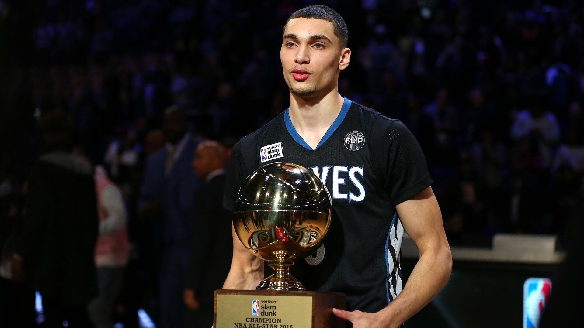 国际攀岩世界杯 速度攀项目中国选手包揽冠亚季军